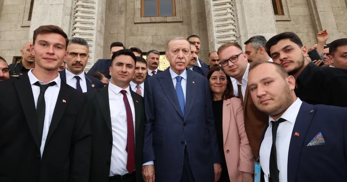 ak-parti-kesan-genclik-kollarindan-ankara-cikarmasi-4xmHPCNQ.webp