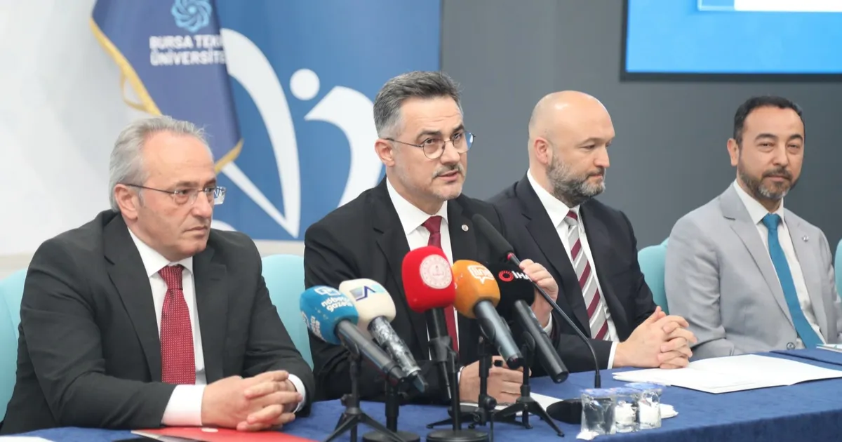 btuden-liselilere-iki-dev-proje-akademisyenler-okullarda-ogrenciler-universitede-XJr5CHPM.webp