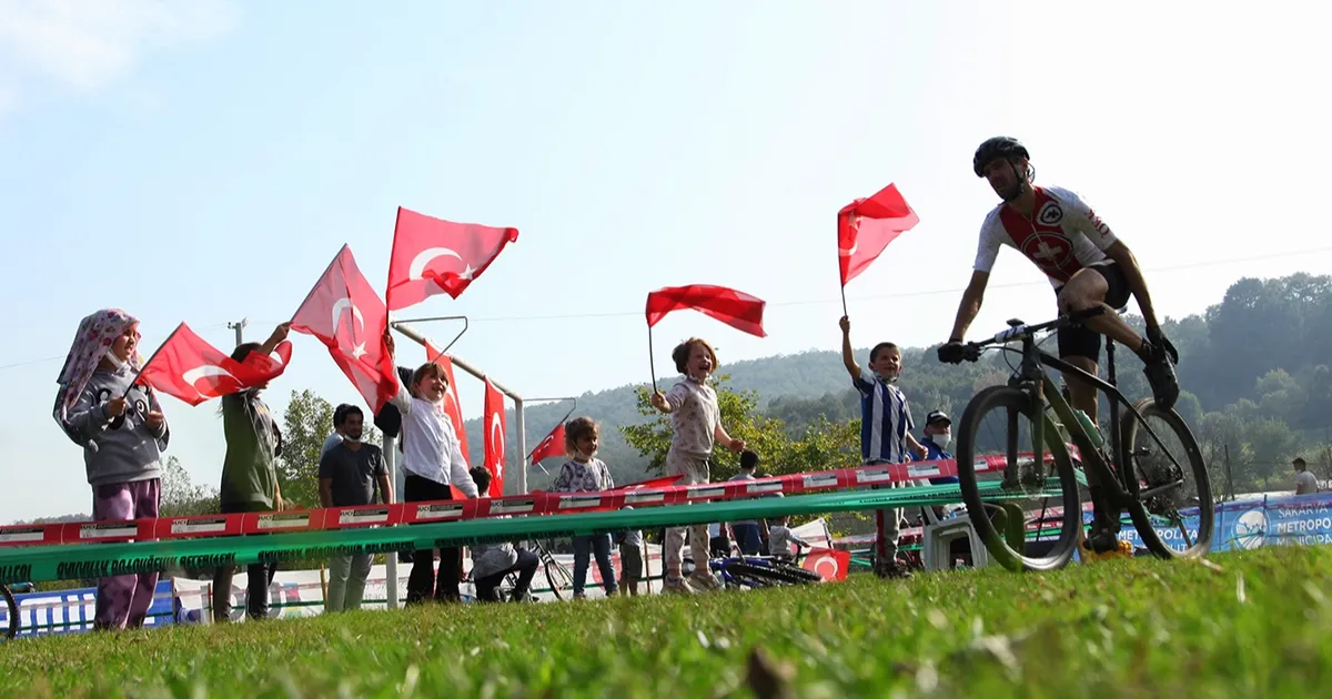 dunyanin-onemli-pedallari-sakaryada-haziranda-dunyanin-gozu-sakaryada-olacak-pRqG4yZK.webp