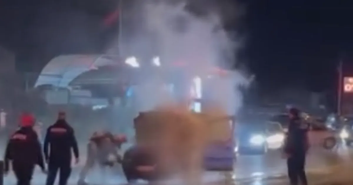 duzcede-bir-arac-yangini-daha-dkq6IpUr.webp