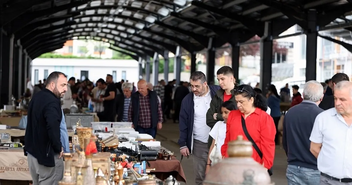 kayseri-talas-antika-pazari-nostalji-yasatti-DTNDHKDI.webp