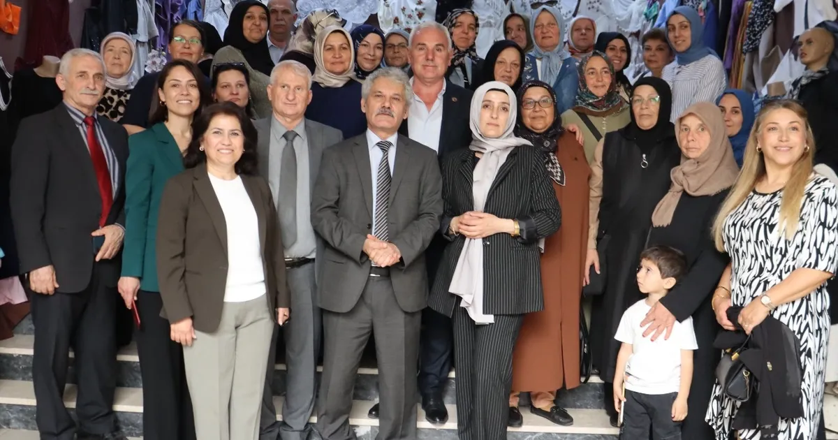 kocaeli-akmesede-kadin-emegi-sergide-bulustu-SBERGTbN.webp