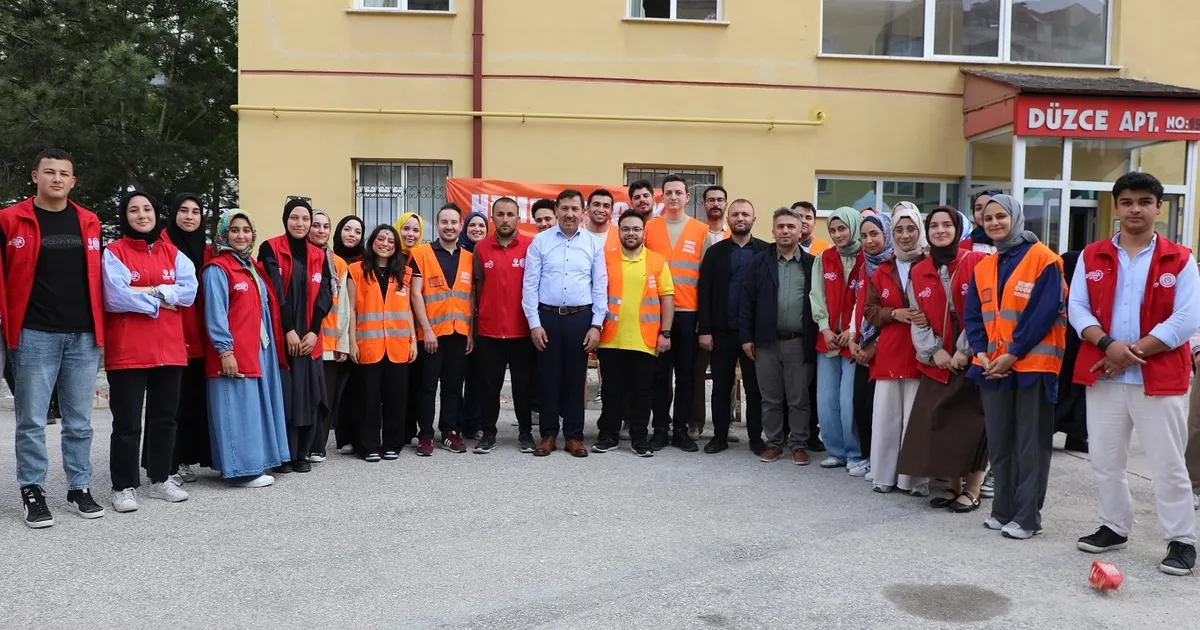 konya-karatayda-cocuklar-aileleriyle-bulustu-iTUTquRQ.webp