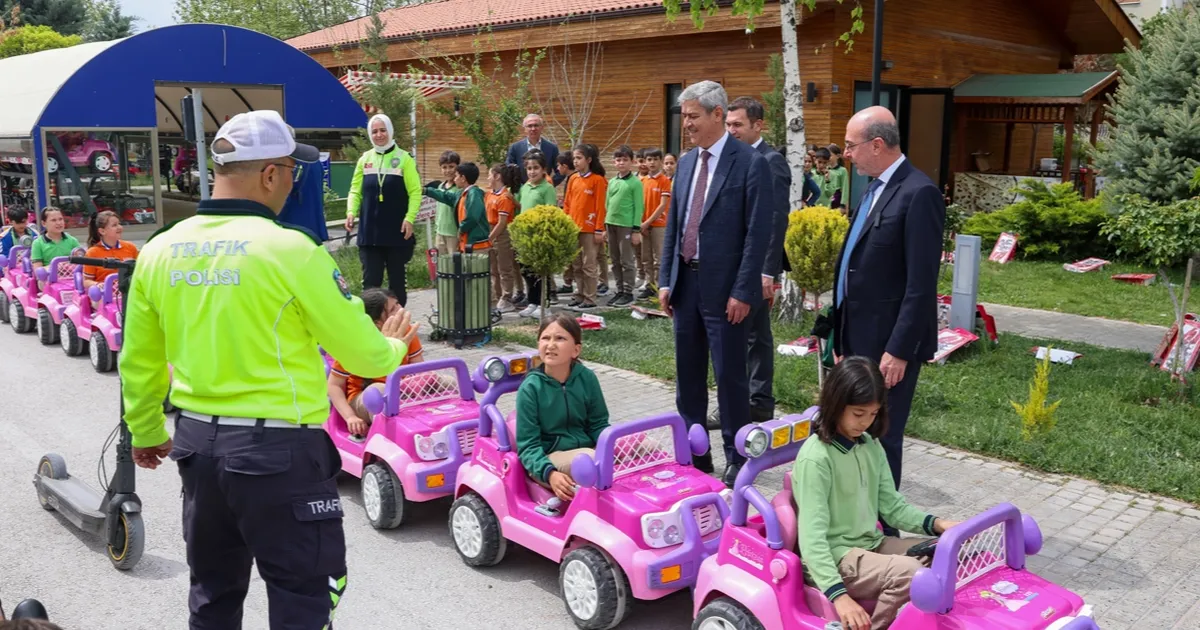 konya-selcukludatrafik-egitim-parkina-ziyaret-T36UaTzu.webp
