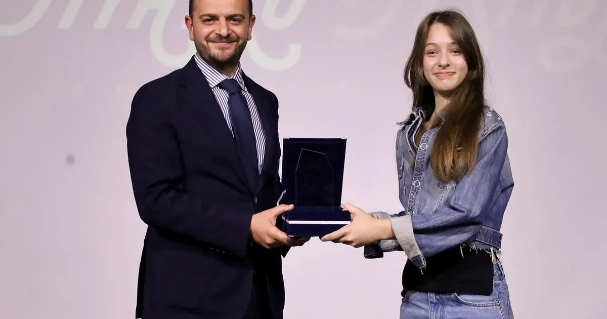 liseler-arasi-tiyatro-festivalinde-kazananlar-belli-oldu-w16qD8wz.webp
