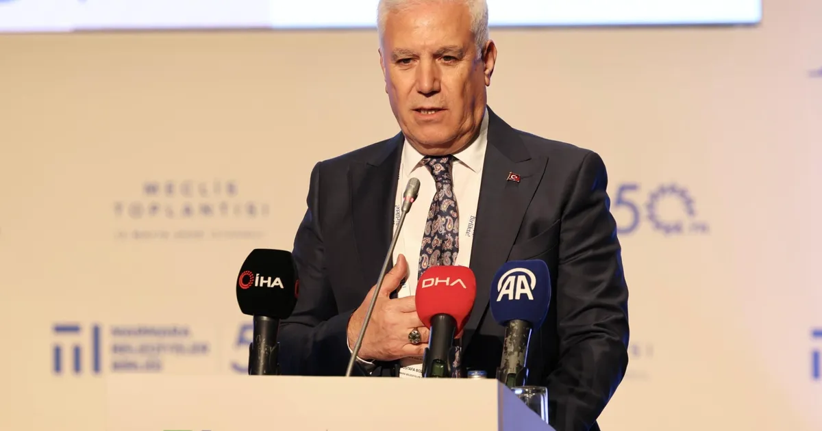 mustafa-bozbey-marmara-denizi-can-cekisiyor-birlikte-kurtaralim-JSr64VVU.webp