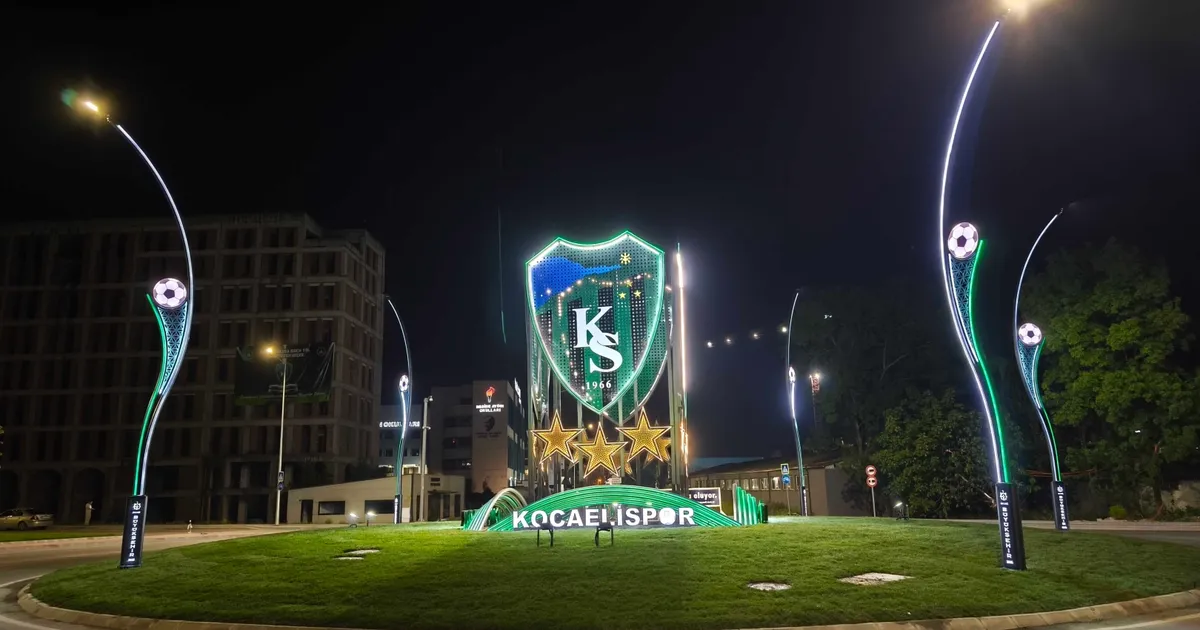 stat-kavsagini-kocaelisporun-armasi-aydinlatiyor-E6WpcrFA.webp