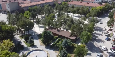 Büyükşehirden Çifteler’e Cumhuriyet Meydanı