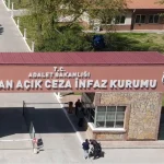 Bakan Tunç: Cezaevleri cezalandırmıyor, topluma kazandırıyor